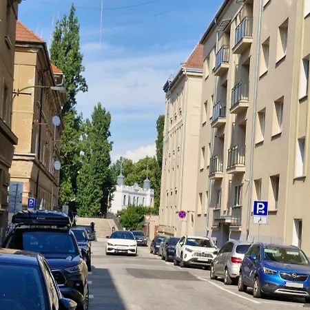 P1 Apartament